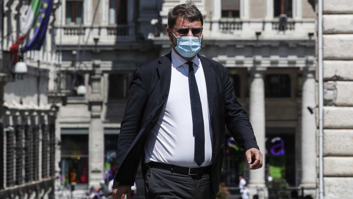 Immagine di Migliore: “Dai centri sociali a Iv. Torno a Napoli da liberale”