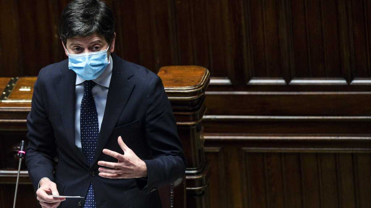 Immagine di "Noi stiamo con Roberto". L'appello in difesa del ministro Speranza