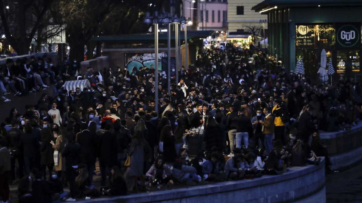 Immagine di Furbetti del Covid: denunciare o non denunciare?