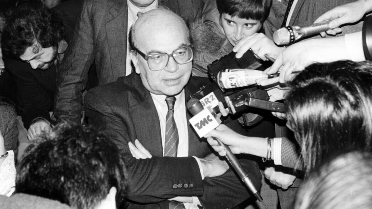 Immagine di Alla ricerca della chiave perduta della politica italiana