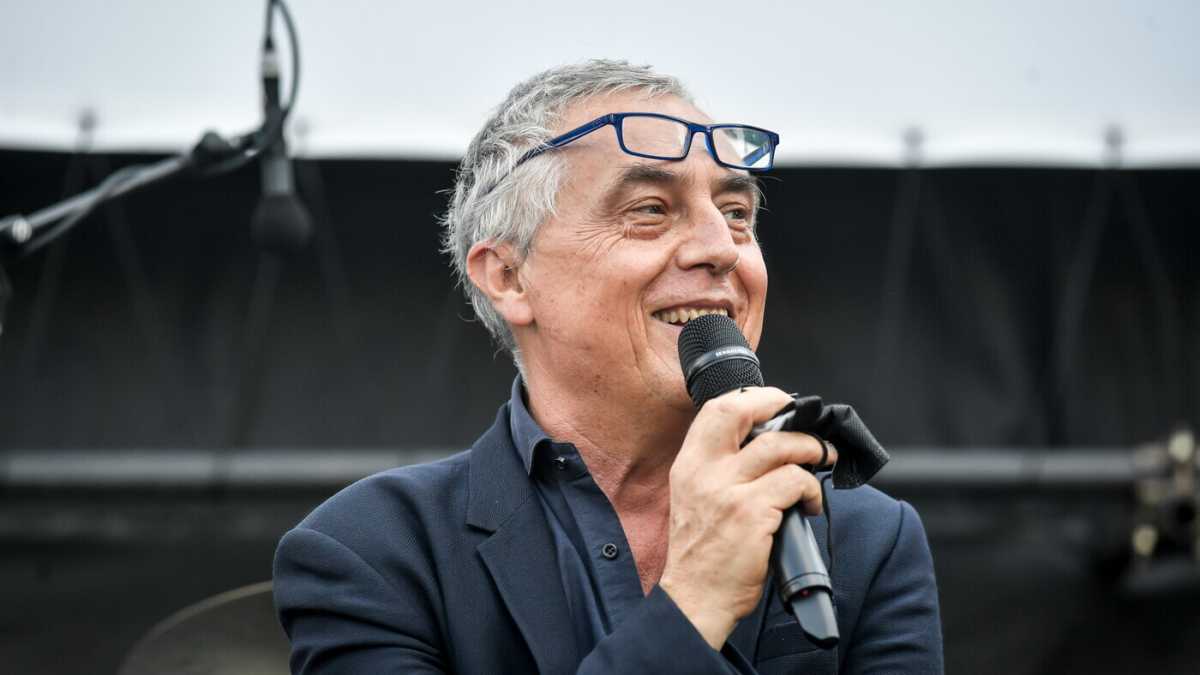 Immagine di "Oltre il dehors serve l'estroversione delle città. Pedonalizzazione e tetti abitabili". Parla Stefano Boeri