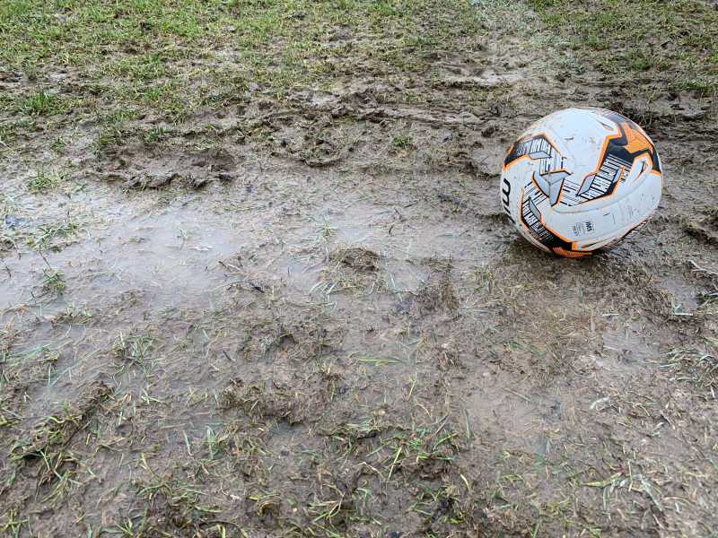 Il calcio territoriale, sociale è già cambiato. Ma perché buttarlo per un futuro fatto di highlights?