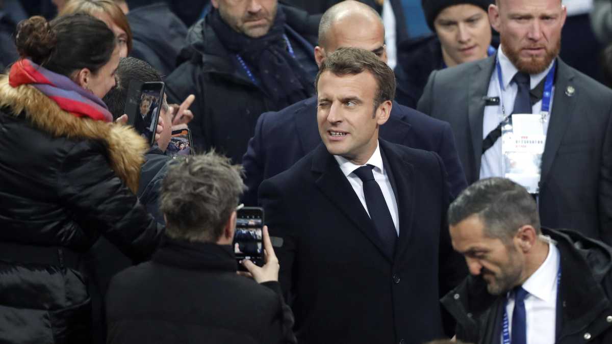 Immagine di Piccolo è bello. Se lo dice Macron