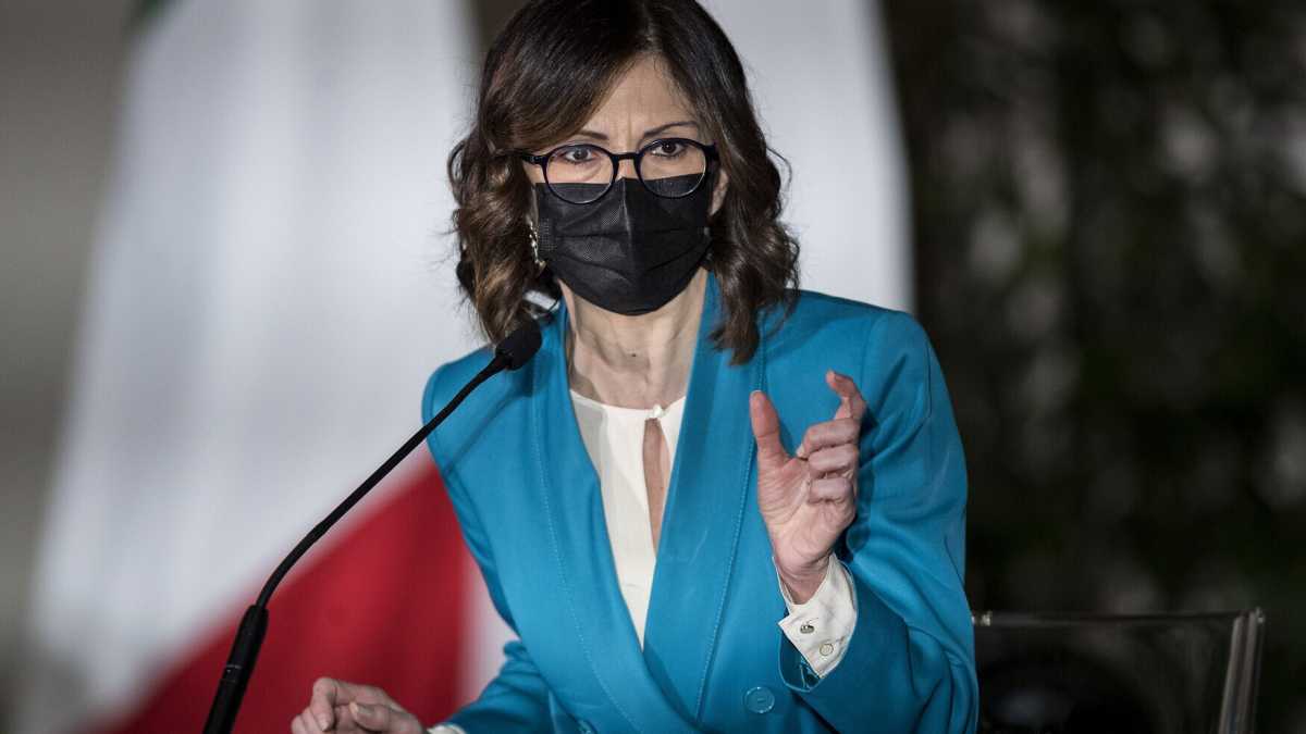 Immagine di “Didattica in presenza fino al 70 per cento da subito”, ci dice la Gelmini