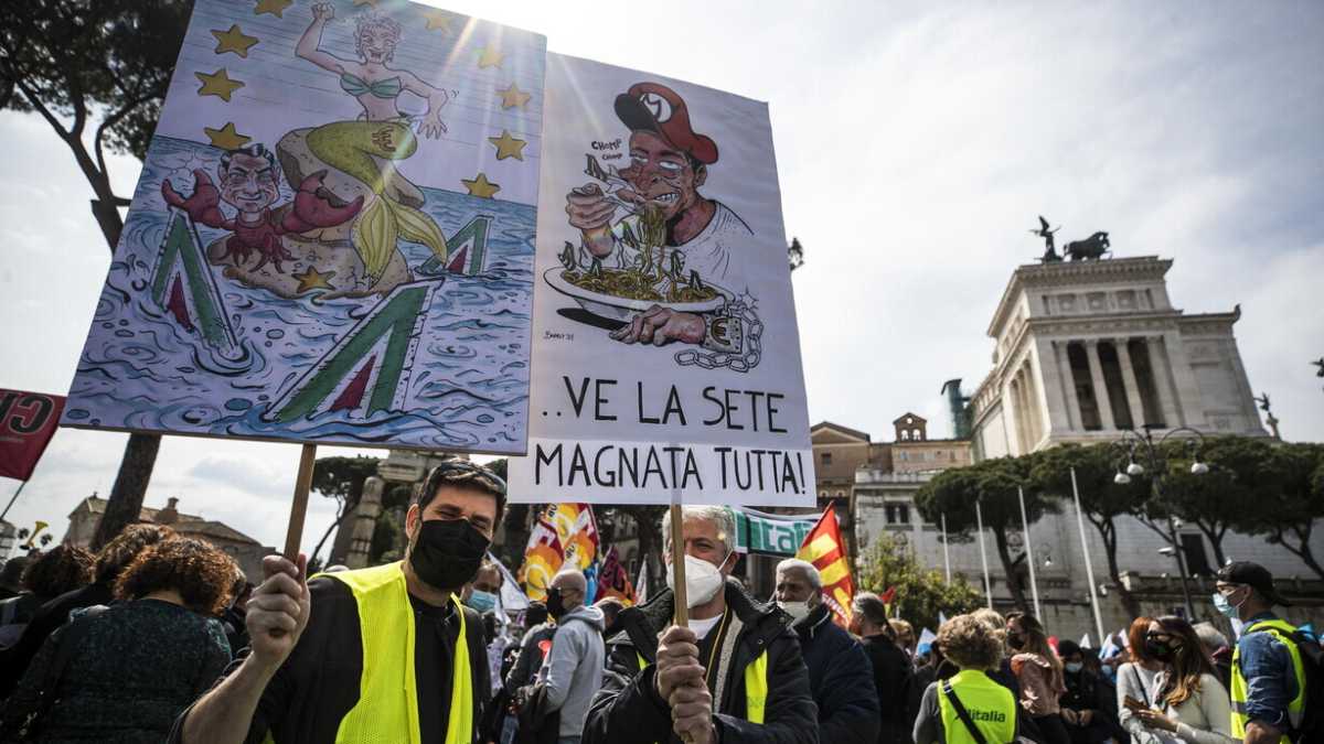 Immagine di Sotto il Campidoglio va in scena il carnevale della protesta