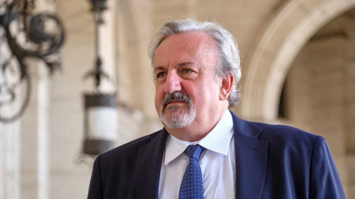 Immagine di “Puglia e Sud in ginocchio tra sanità surreale e i guai dei virologi da talk”