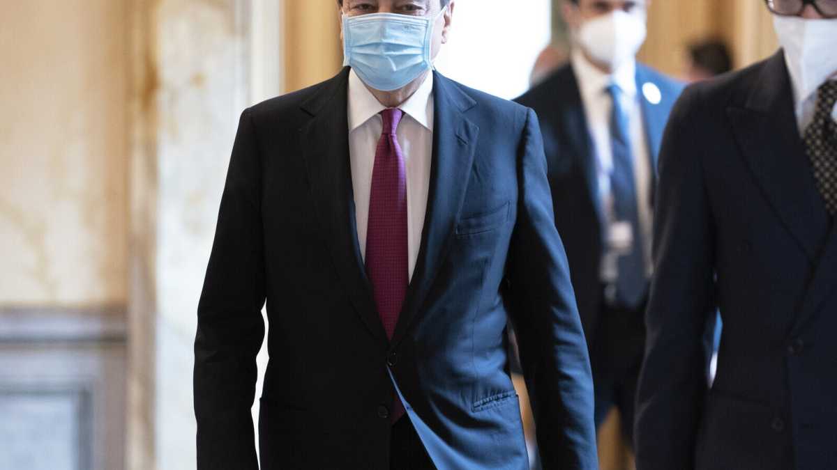 Immagine di Recovery, Cdm approva. Ma è Draghi a convincere la Ue: "L'Italia farà le riforme"