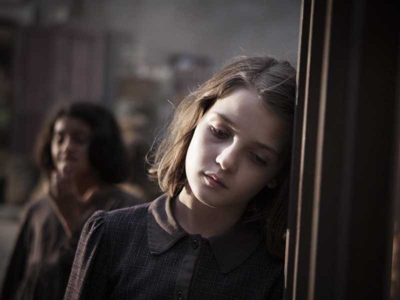 "L'amica geniale", la quadrilogia dell'autrice Elena ferrante, ha ispirato una serie tv (Hbo-Rai) diretta da Saverio Costanzo e Alice Rohrwacher (Ansa)
