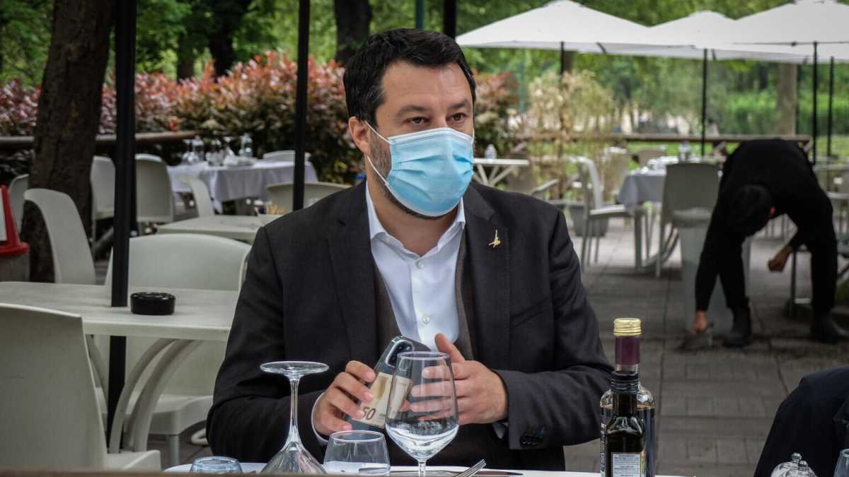 Immagine di L'arma del coprifuoco tra Salvini e Meloni