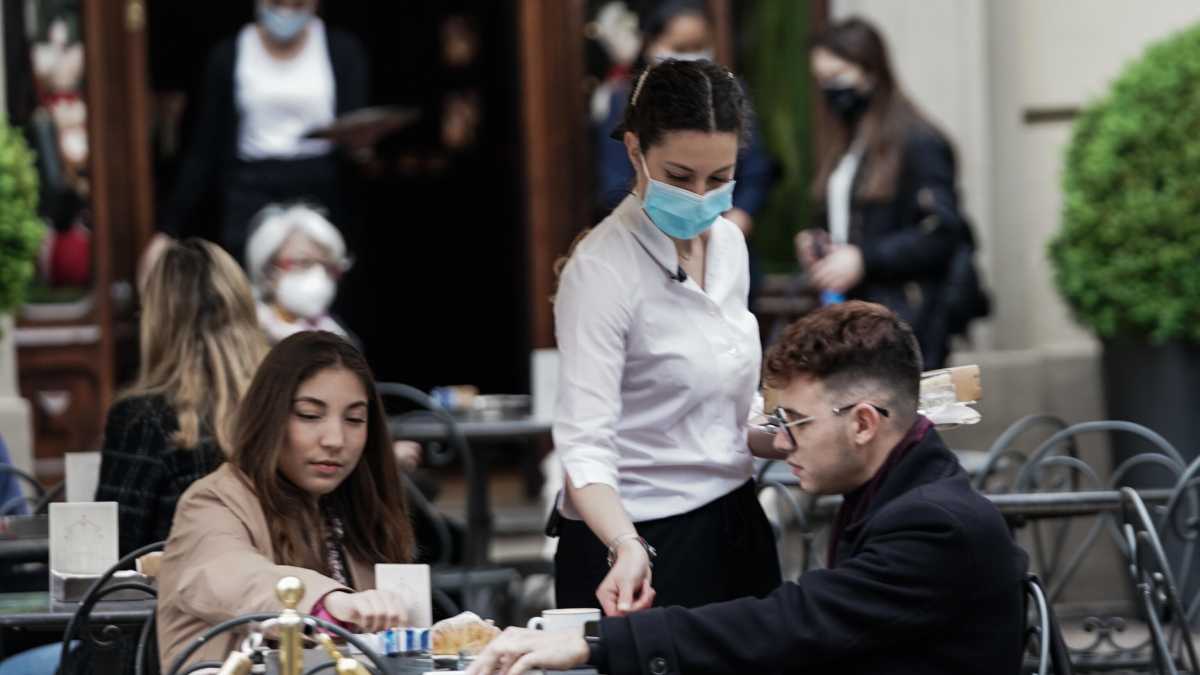 Immagine di Riaprire i cantieri conviene di più che riaprire i ristoranti