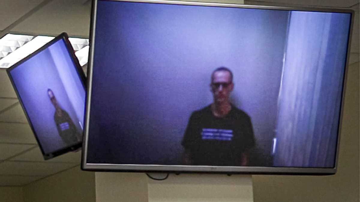 Immagine di Navalny dice che Putin è nudo