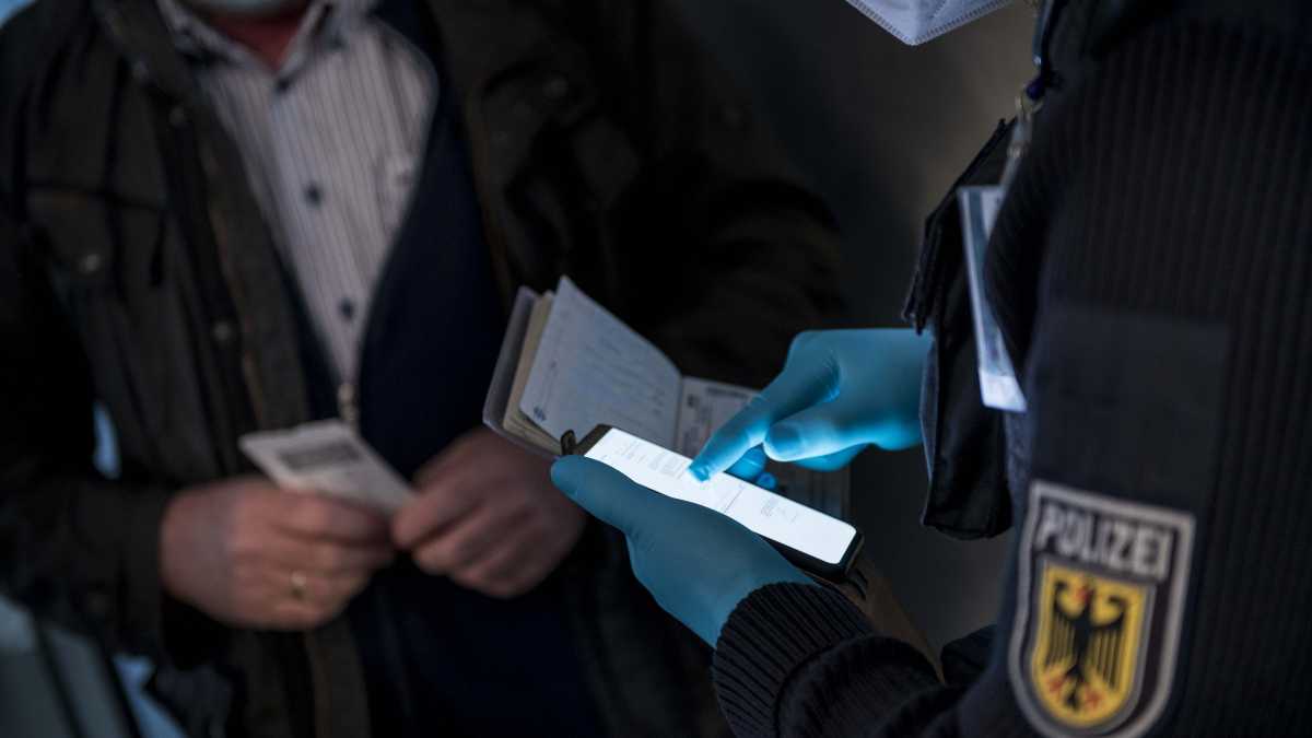 Immagine di Passaporto vaccinale oppure no? Come sarà l'estate dell'Ue