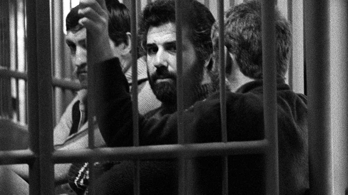 Immagine di C'è un'estradizione che incombe sui giusti e sugli ingiusti