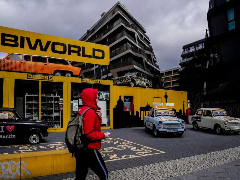 Trabi World, Berlino, 2021 (Ansa)