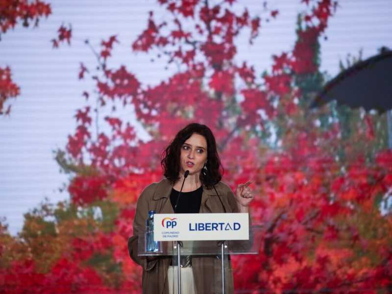 Isabel D&iacute;az Ayuso, presidente uscente della Regione di Madrid (foto EPA)<br />