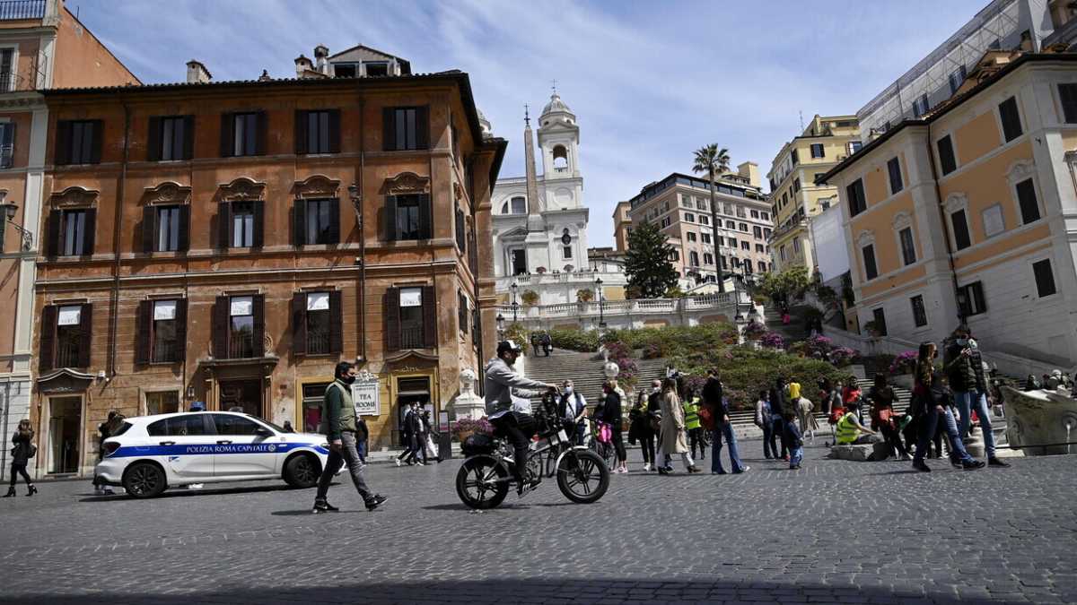 Immagine di Scompare il rosso e l'Italia è quasi tutta gialla. Solo tre regioni in arancione