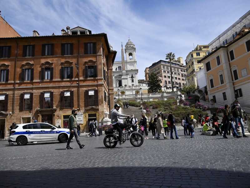 <span style="font-family: Arial, Verdana, sans-serif; font-size: 12px;">Piazza di Spagna a Roma (Ansa)</span>