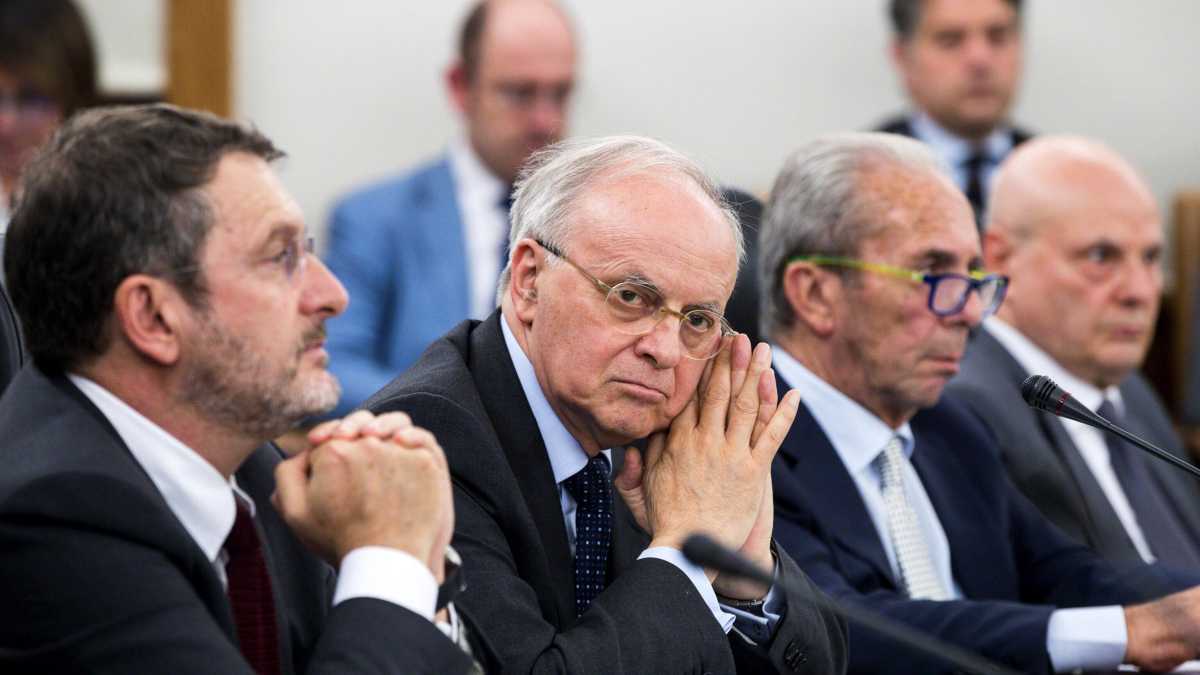 Immagine di Togliere il fiasco a certi magistrati non basterà
