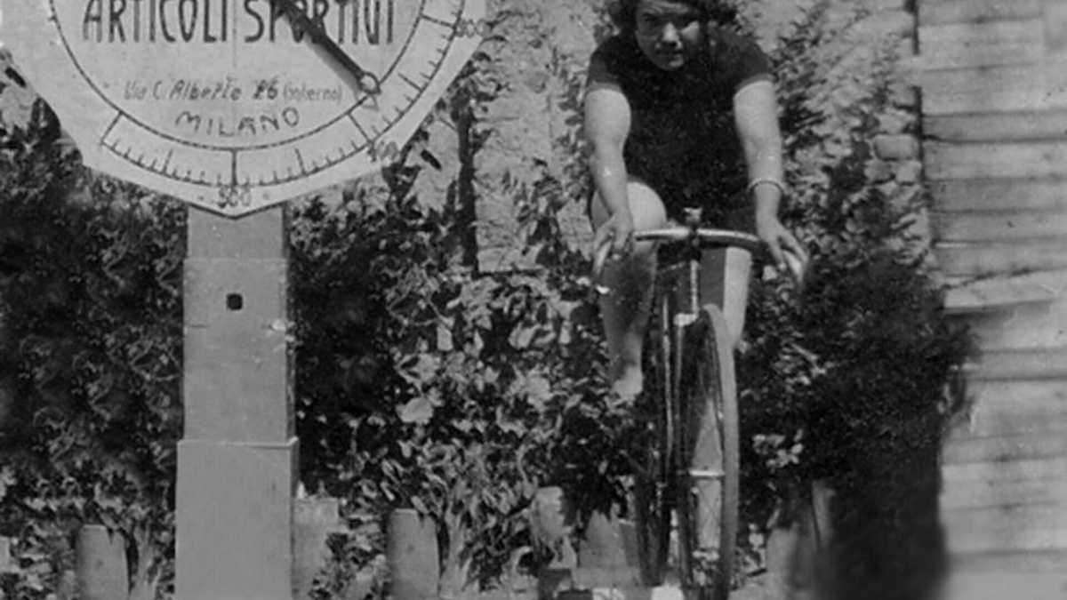 Immagine di Alfonsina Strada, ultima ma prima al Giro d’Italia