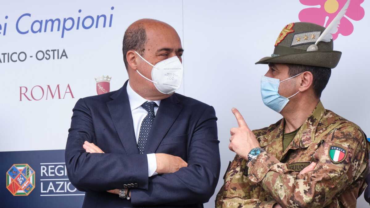 Immagine di Zingaretti chiede garanzie per candidarsi a Roma. Ma Conte non può dargliele