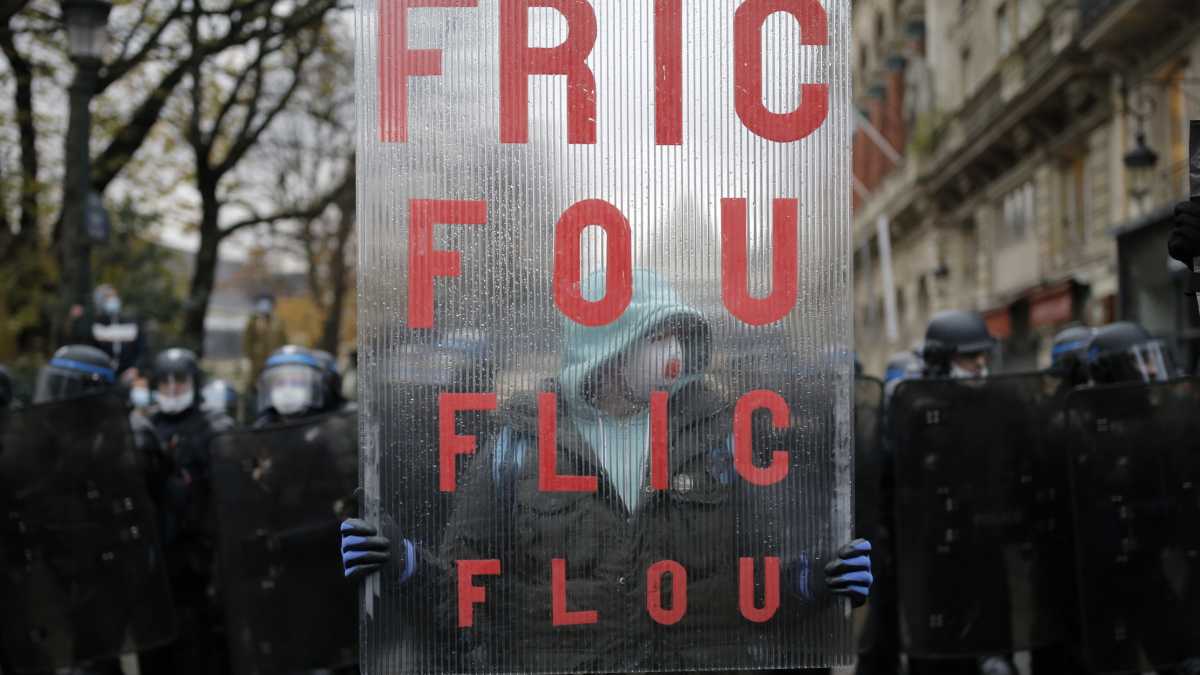 Immagine di La protesta della polizia francese che conta le vittime e si sente abbandonata