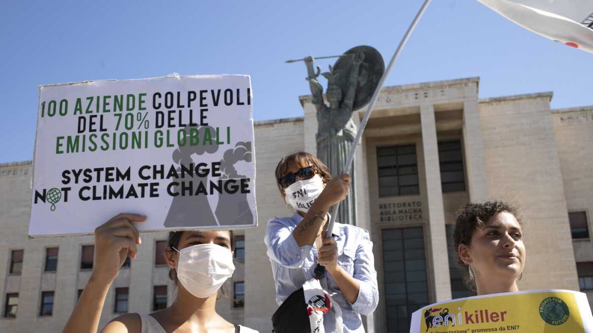 Immagine di L’incognita del greenwashing. Quando è solo una mano di verde