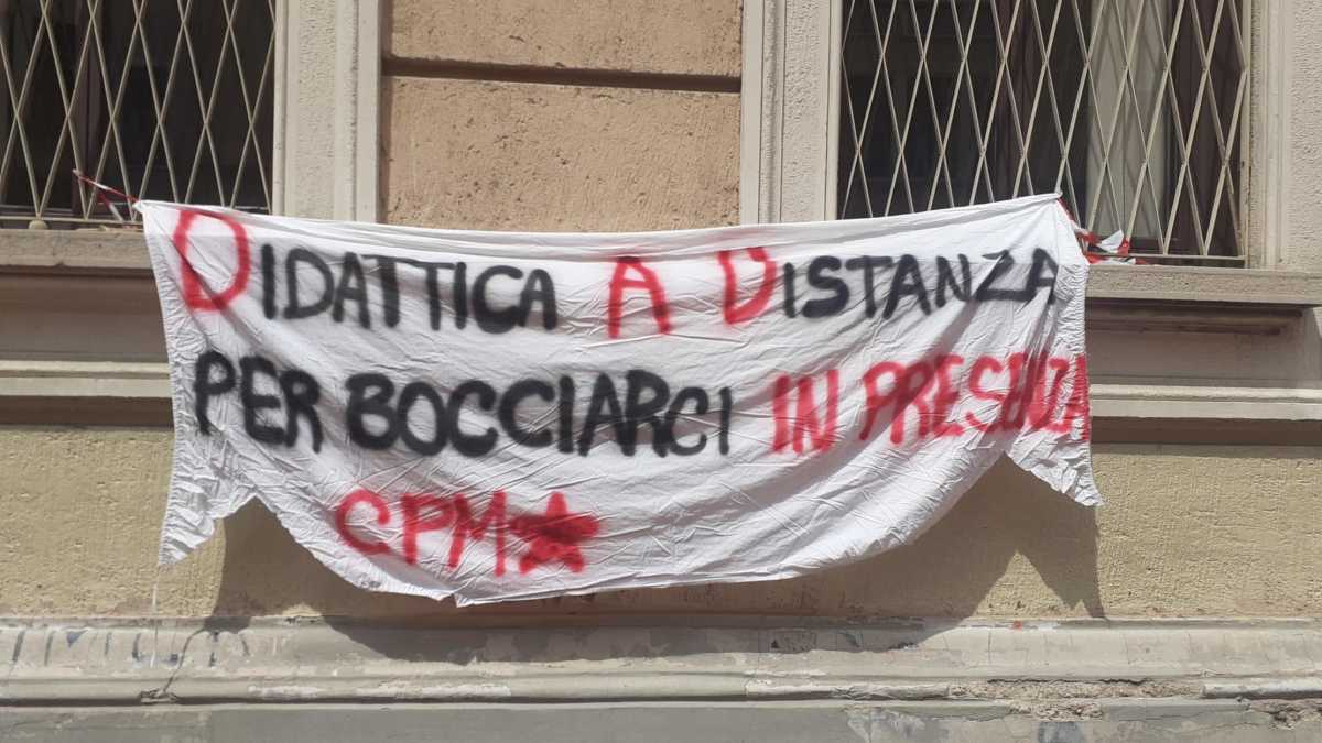 Immagine di Covid o no... Corre il grido degli studenti: non interrogateci!