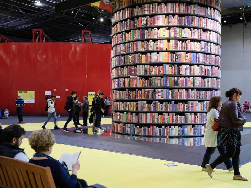 Libri, Meloni e censure