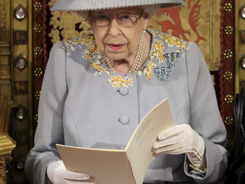 Il discorso della Regina e i progetti di normalità di BoJo
