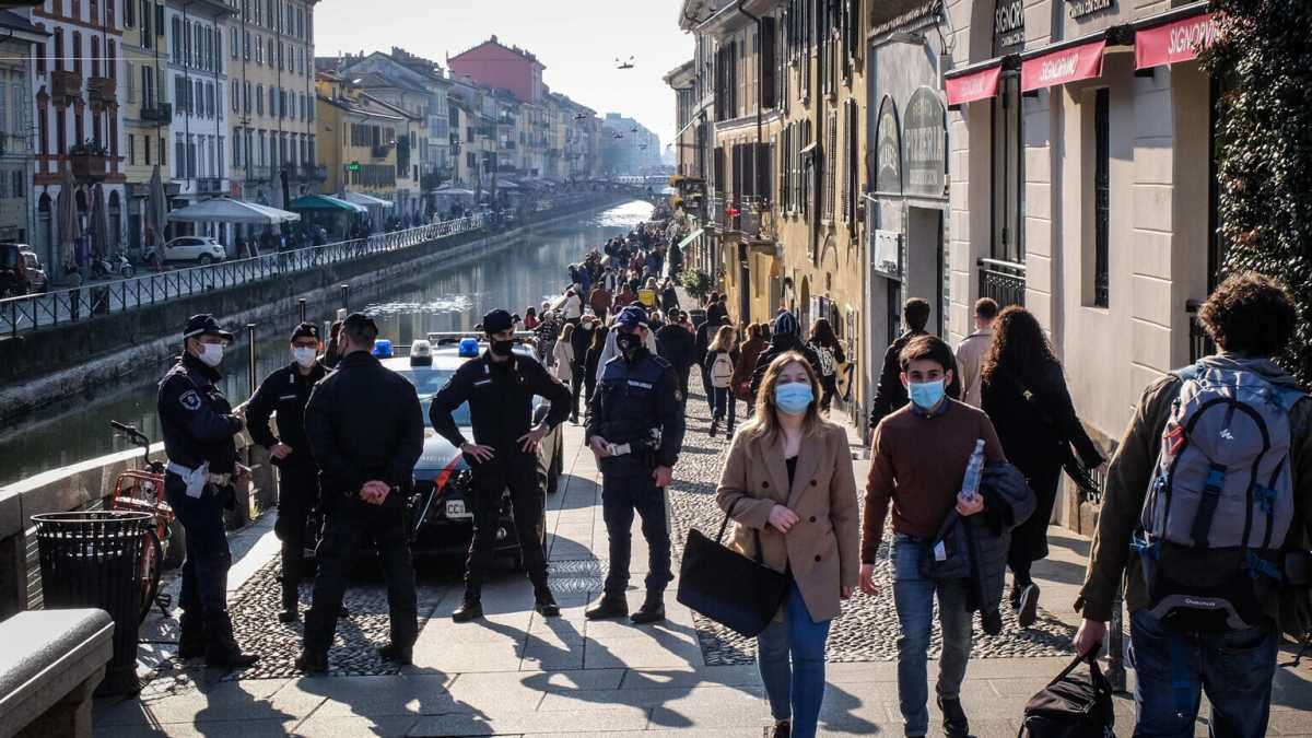 Immagine di Coprifuoco alle 23 da subito. Ecco le proposte di Draghi per le riaperture
