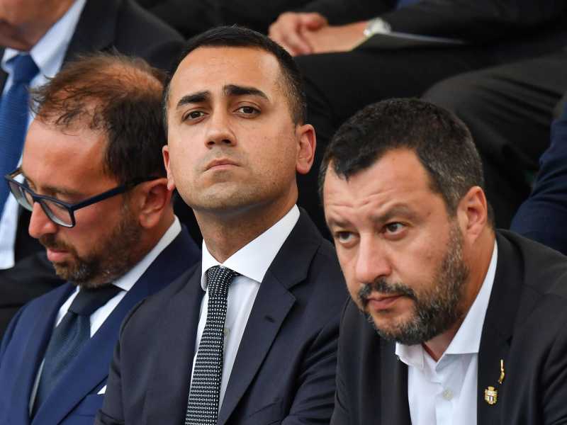 Alfonso Bonafede e Luigi Di Maio (M5s) e Matteo Salvini, leader della Lega (Ansa)