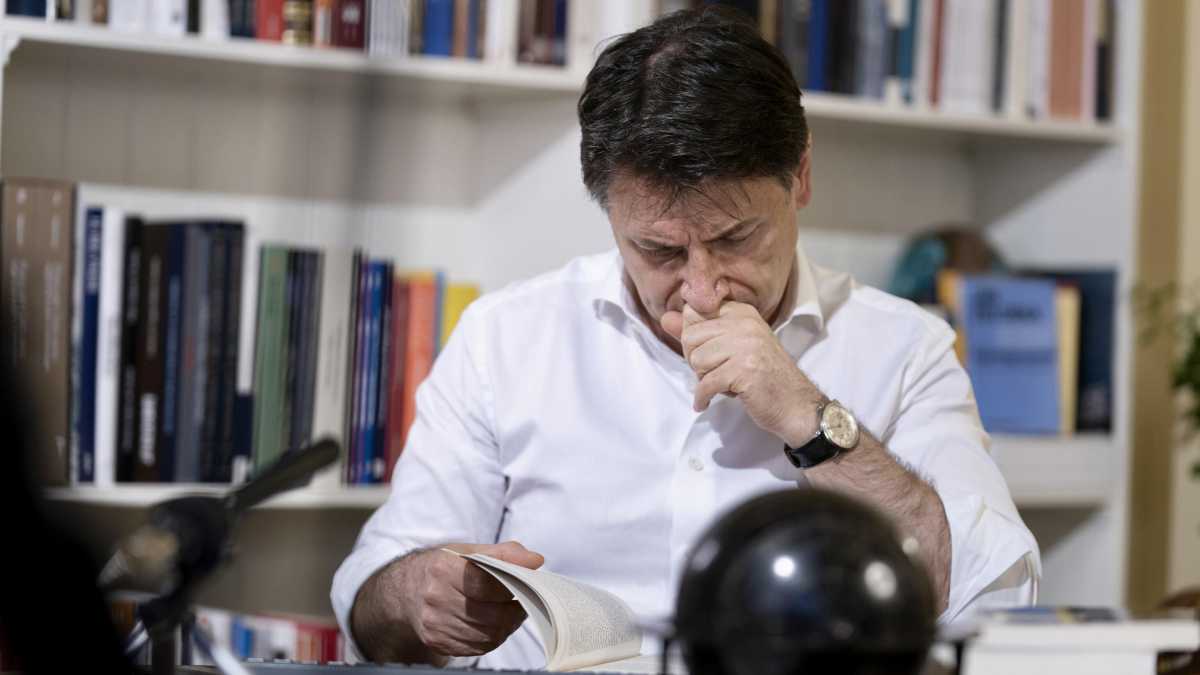 Immagine di Ricorsi, diffide, appelli: sognando il M5s Conte per ora fa il tour dei tribunali