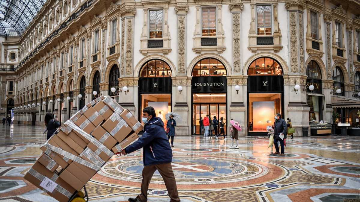 Immagine di È ora di lavorare. Governo e Assolombarda, prove di intesa