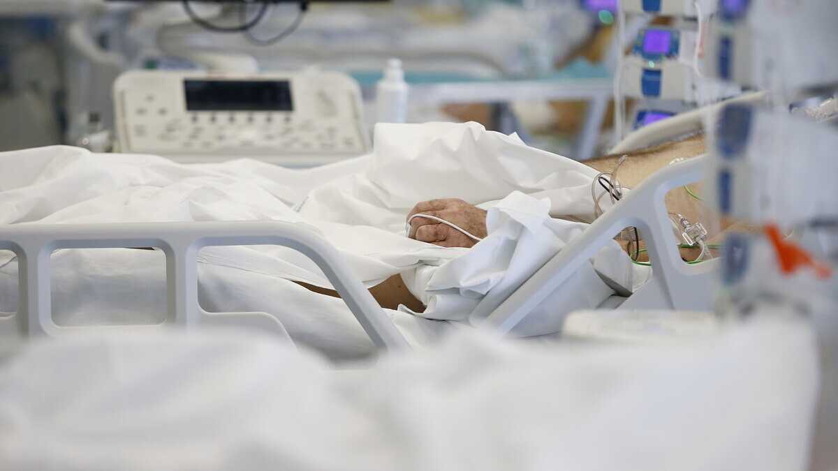 Immagine di Morire di Covid "nonostante" il vaccino. Parla il dr. Manfellotto