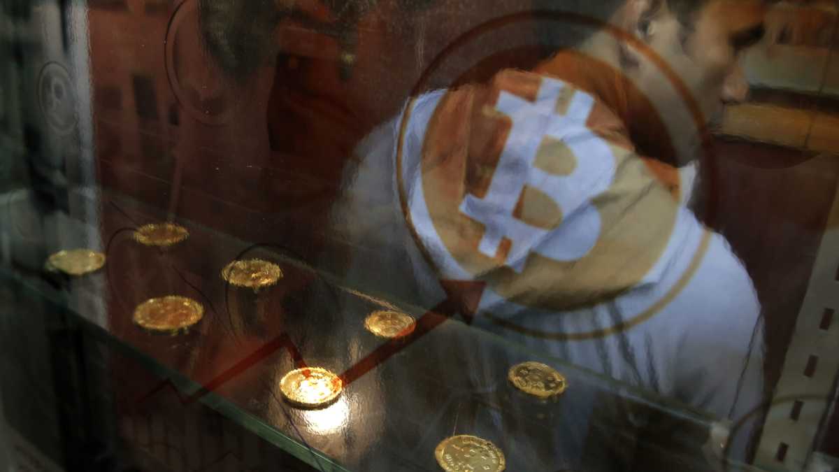 Immagine di Bitcoin, strumento dirompente o bolla speculativa?