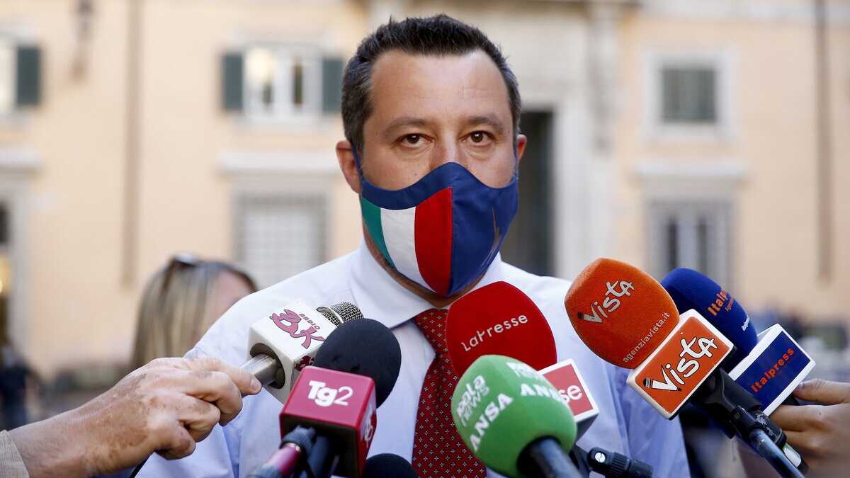 Immagine di Salvini: "Il sorpasso della Meloni? Come lo sbarco degli alieni"