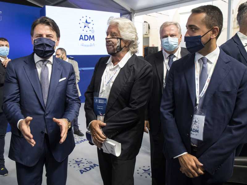Conte non trova le chiavi del M5s