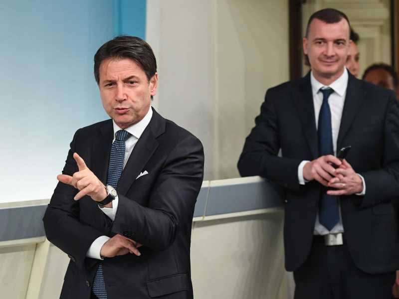 Conte spinge per l'assunzione di Casalino alla Camera, ma i deputati M5S non lo vogliono