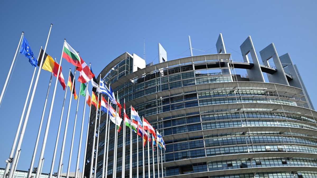Immagine di Cinque gruppi per riformare subito il Parlamento europeo