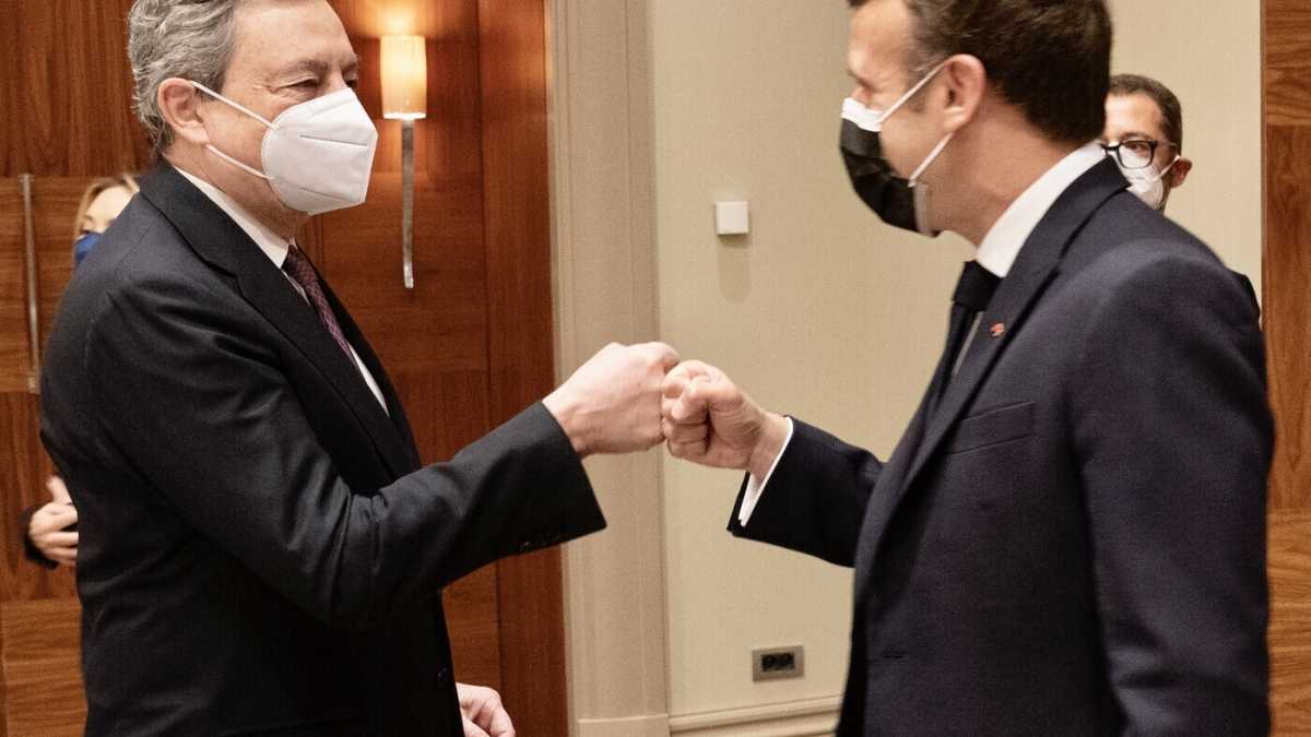 Immagine di C'è una nuova intesa tra Draghi e Macron sulla Libia. Il Patto sui migranti invece è rimandato