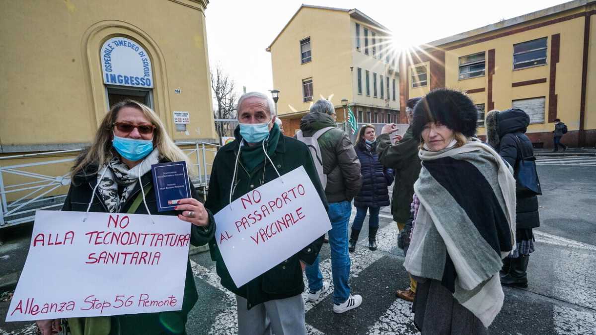 Immagine di Sono anticovidista, ma non datemi dell'antivaccinista