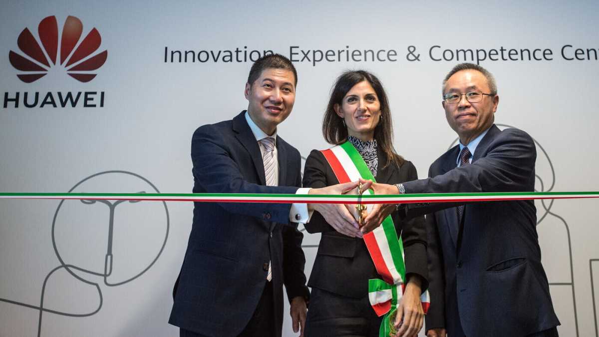 Immagine di La Raggi ha sfrattato la Cina dal Campidoglio?