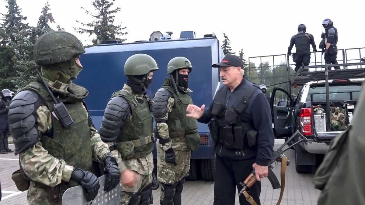 Immagine di Il regime di Minsk e la pratica staliniana di minacciare i parenti