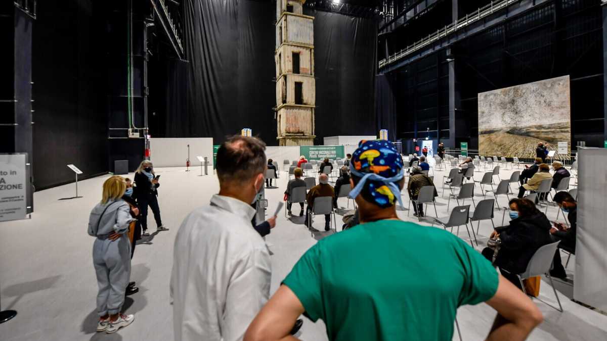 Immagine di Che bello vaccinarsi in questa specie di Biennale di architettura diffusa
