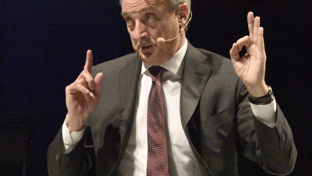 Immagine di "Ho il problema di assumere, non di licenziare". Parla Pasini, re dell'acciaio
