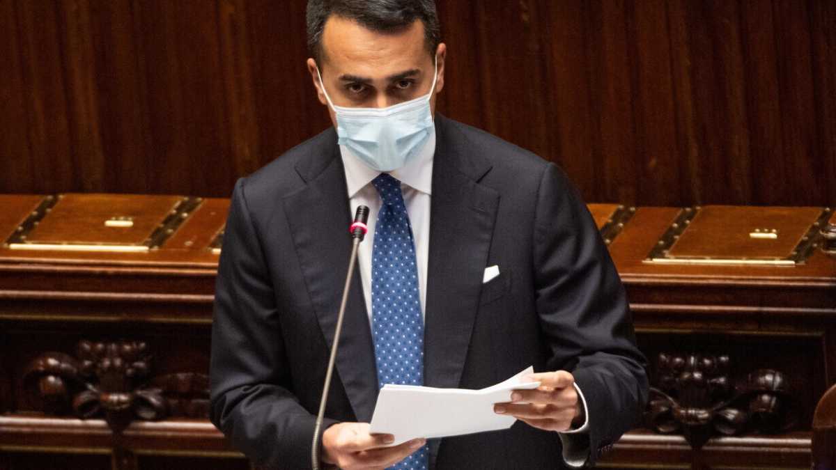 Immagine di Di Maio abiura il giustizialismo 5 stelle