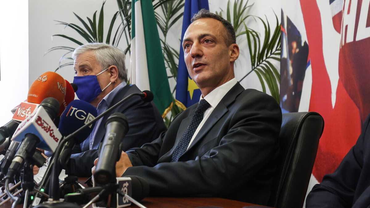 Immagine di Marcello De Vito e la vendetta dei miti