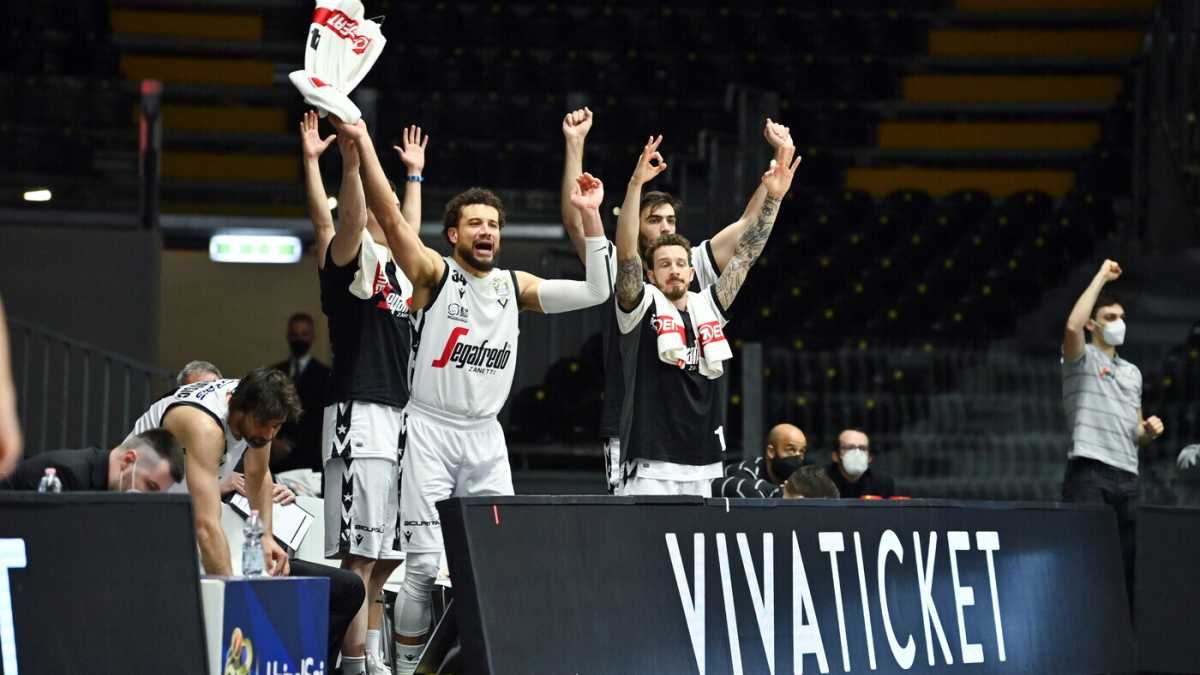 Immagine di Bologna torna capitale del basket italiano. La Virtus vince lo scudetto