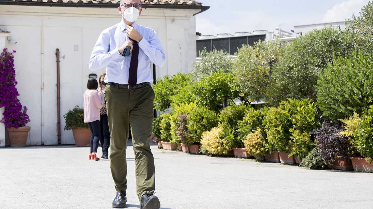 Immagine di Letta rompe con Irto, la Calabria è un caos. E spunta l'ipotesi di Anna Falcone