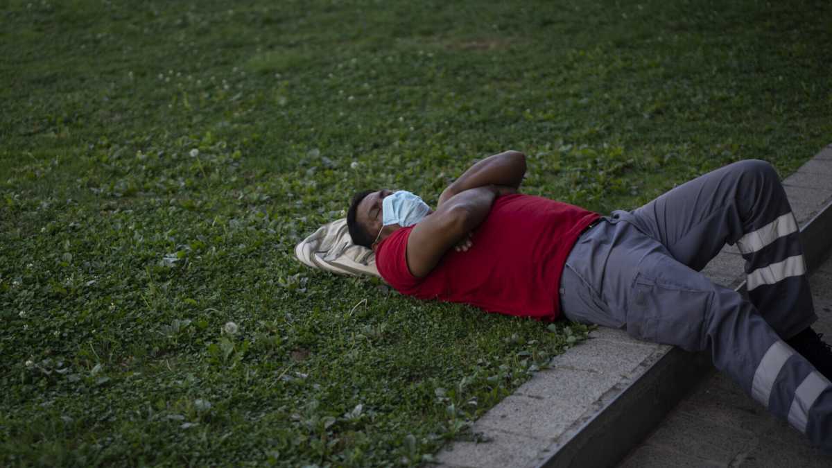Immagine di Sognare, dormire, forse. Le mille e una notte della pandemia